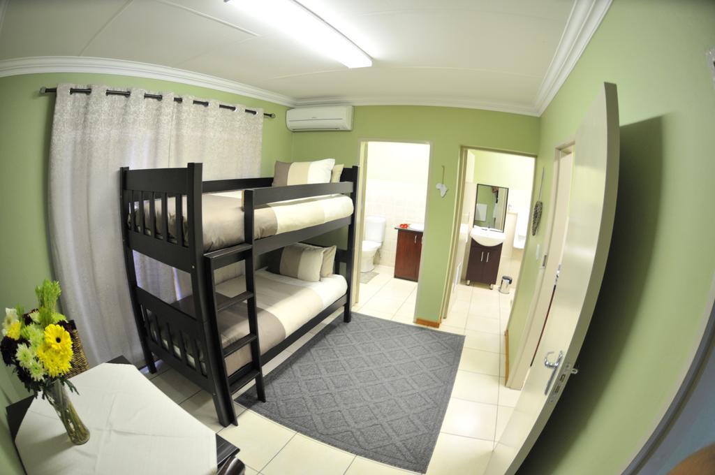 Summer Garden Guest House  Benoni Exterior foto